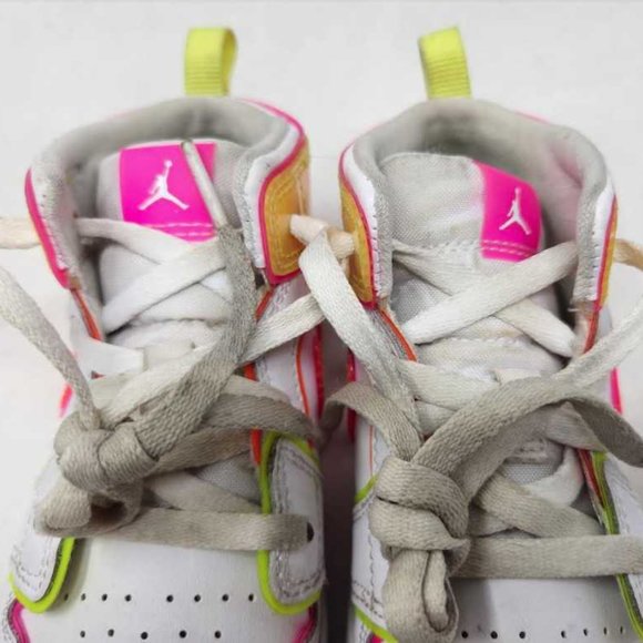 Toddler 9 Nike Air Jordan 1 kids retro mid edge glow sneakers CV4613-100 shoes - Picture 4 of 9